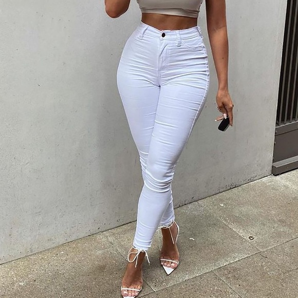 Fashion Nova Classic High Waist Jeans - Picture 1 of 7